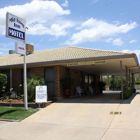 Mid Town Inn Narrabri Bagian luar foto
