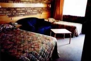 Mid Town Inn Narrabri Bagian luar foto