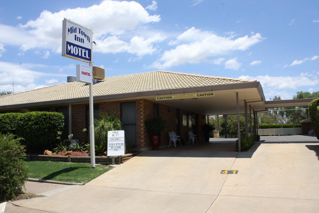 Mid Town Inn Narrabri Bagian luar foto