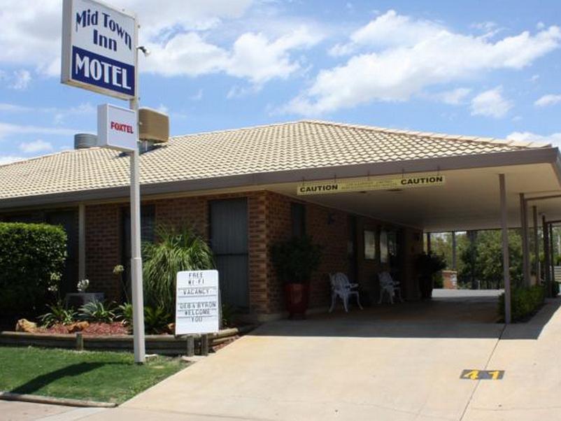 Mid Town Inn Narrabri Bagian luar foto