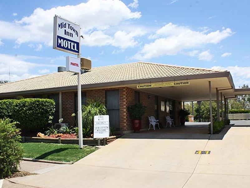Mid Town Inn Narrabri Bagian luar foto